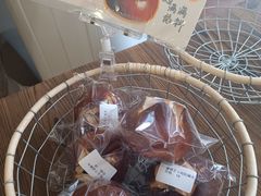 -雀食面包店(钟楼店)