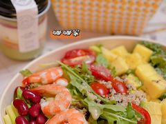 鲜虾凤梨芦笋时蔬沙拉配紫米-娜娜家•Nana’s restaurant (爱琴海店)