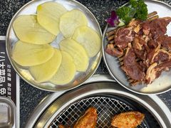 -红泥小火炉·东北泥炉烤肉(天一旗舰店)