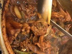 -渝君重庆火锅(嘉宾路店)