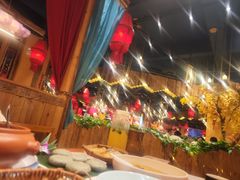 -老滇山寨•云南特色菜•地方菜•民族风情歌舞表演(金碧店)