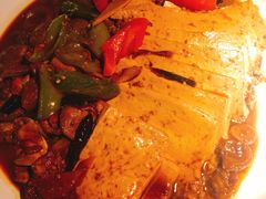 鱼杂炖豆腐-日丰园海肠水饺·老字号大连海鲜(和平广场店)