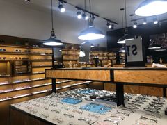 -罗伯特眼镜·蔡司官方授权(罗湖国贸店)