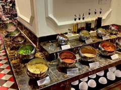 自助调料区-一哥澳门豆捞 · 十七年经典澳门火锅(四季天地店)