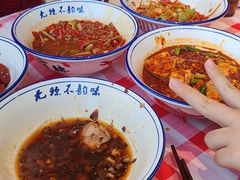 -笨豆腐居民楼菜馆•江西小炒(天津开发区店)
