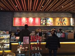 -星巴克臻选(周浦万达店)