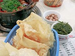 -渝君重庆火锅(嘉宾路店)