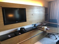 -上海滴水湖皇冠假日酒店