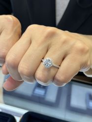 点击看大图 -Cindy Jewelry·钻戒·彩色宝石