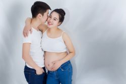 点击看大图 -十孕纪高端孕妇亲子摄影
