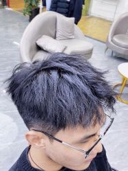 -藤野造型烫染·漂发