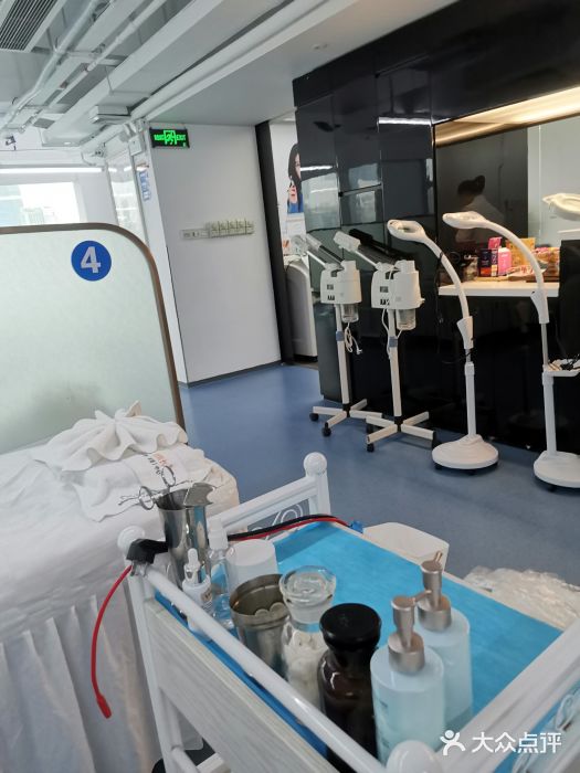 痘院长·祛痘·皮肤管理(维多利广场店)图片