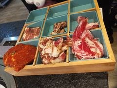 -烤路里·韩国品质自助烤肉(石路天虹4号店)
