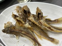 干煎小黄鱼-沪依小酒馆心意菜