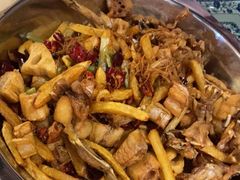 干锅牛蛙-馋嘴蛙火锅