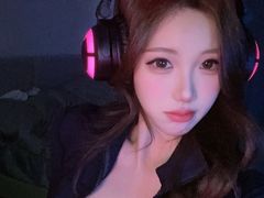 -上海虹桥中心爱琴海亚朵S酒店