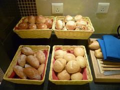 甜点-华凯华美达广场酒店自助餐厅