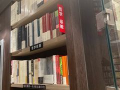 -钟书阁(群光广场店)