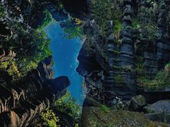 -梭布垭石林景区