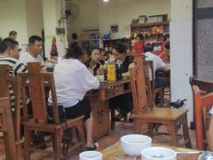 大堂-佘记全家福芋儿鸡(向阳街总店)