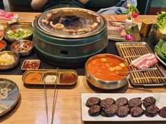 -金家炭火烤肉烤鳗鱼(环球中心店)