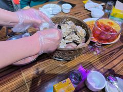 -蚝堡海鲜·威海菜·海肠捞饭·烧烤·亚洲吃蚝公司(幸福门店)