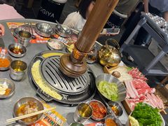 -GOGIYA·咕叽吖韩国传统烤肉店(东方新天地店)