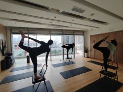 -亦美瑜伽·普拉提