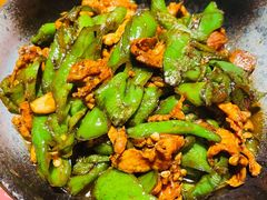 小炒黑猪肉-湘里乡亲甲王二老店