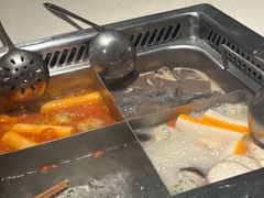 -海底捞火锅鲜切牛肉主题店(长寿路店)
