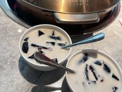 椰汁龟苓膏-椰妹·椰子鸡火锅(三祺广场店)