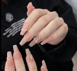 -莎拉美学·美甲美睫