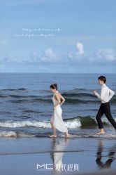 -现代经典婚纱摄影