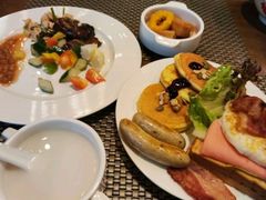 -鲁能希尔顿酒店-全日制餐厅-自助餐