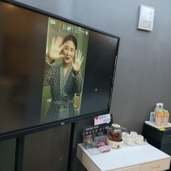 -More摩尔医美の注射线雕光电中心