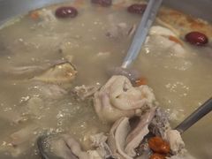 -光头药膳鸡(莱茵小镇店)