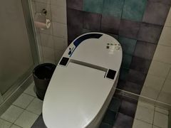 -喜鹊愉家酒店(郑州曼哈顿博览中心地铁站店)