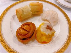 鲍鱼酥-唐阁(香港朗廷酒店)