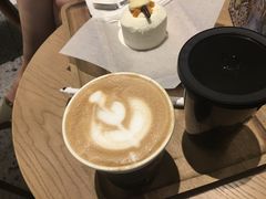 热卡布奇诺-星巴克臻选(北京蓝色港湾RO店)