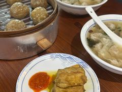 -汪一挑馄饨(老街店)