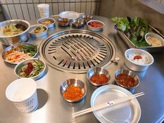 -馥二代韩式烤肉 2세대 불고기(喷水池店)