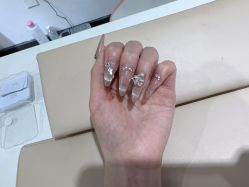 -晨·艺美甲美睫