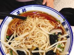 -聚笼鲜美食(凤凰街店)