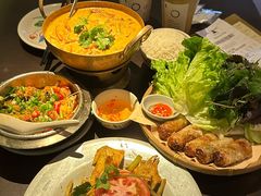 -大头虾越式风味餐厅(光明广场店)