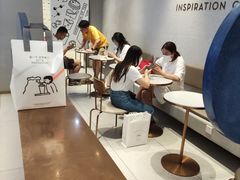 -喜茶(北京华贸购物中心店)