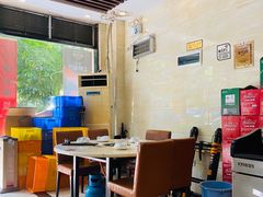 大堂-胡须佬鸡煲四季火锅(龙珠大道店)