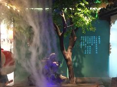 景观位-佬麻雀·剁椒鱼头(京基KK One店)