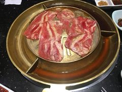 -猪啊牛呀羊啊铜盘烤肉(正大广场店)