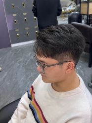 -藤野造型烫染·漂发