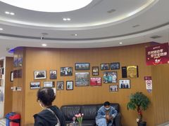 -雅悦齿科(顾村公园店)
